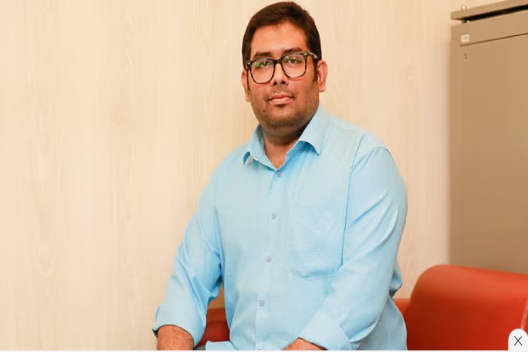 বিশ্ববিদ্যালয়ের শিক্ষকতা ছেড়ে রাকিব এখন ফ্রিল্যান্সার, মাসে আয় ৭ থেকে ১০ লাখ টাকা